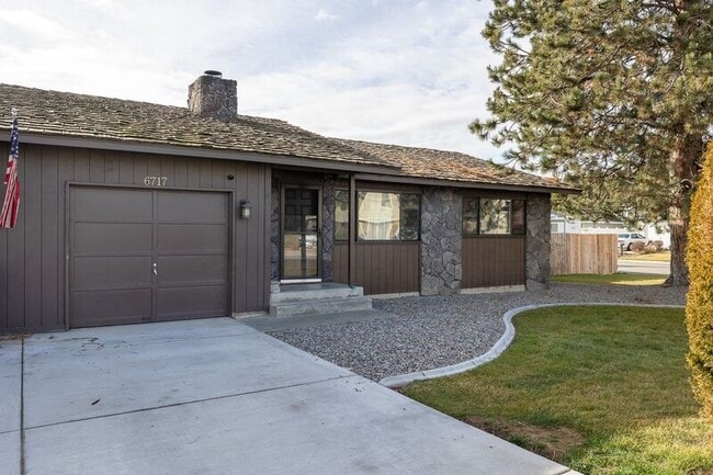 Primary Photo - 6717 W 1st Ave