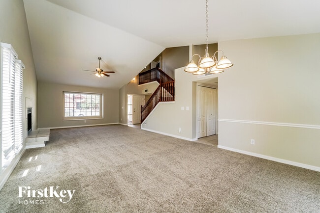 Building Photo - 2701 W Camino De La Joya