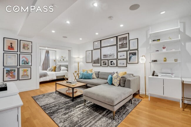 Building Photo - 216 W 137th St