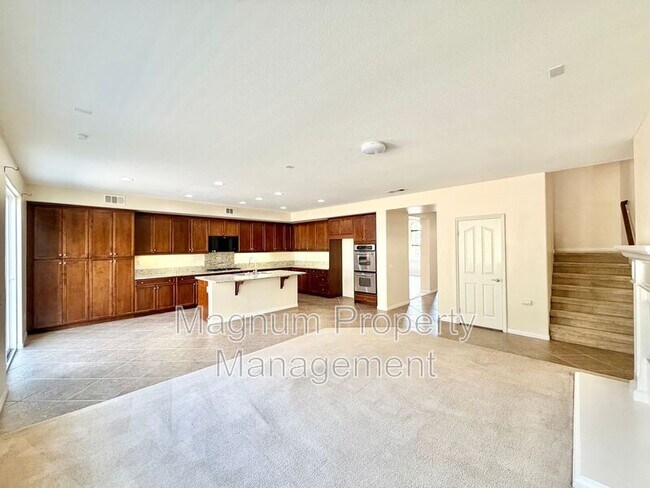 Building Photo - 29998 Couples Ave