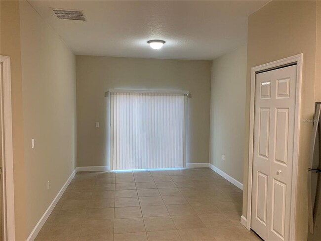 Building Photo - 711 Bluebill Pl