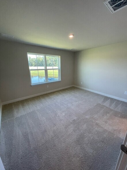 Building Photo - 2356 Elowen Ln