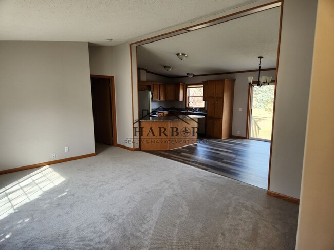 Building Photo - Single Family Home in Kasson, MN