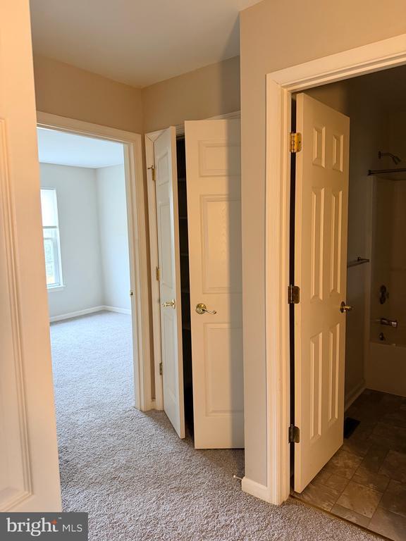 Building Photo - 156 Sparrow Rd