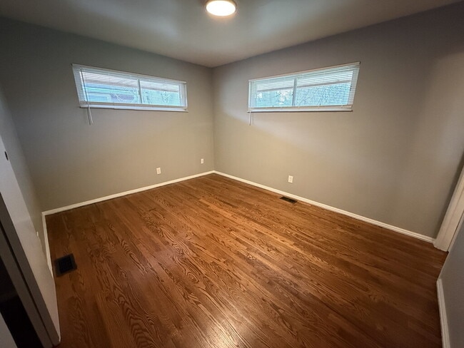 Building Photo - 8862 Zodiac Dr