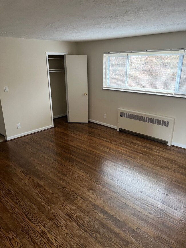 Interior Photo - Spacious Apartments in Delhi Twp