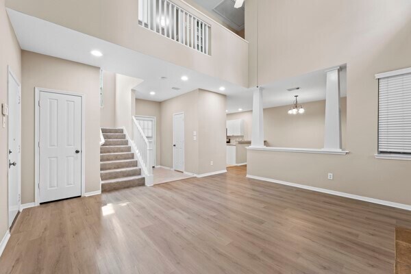 Building Photo - 33 Stone Creek Pl