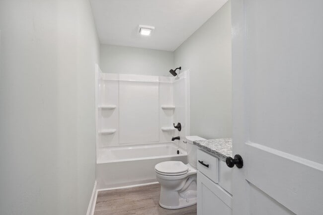 Building Photo - 3 Bedroom, 1 Bathroom Home in Durham