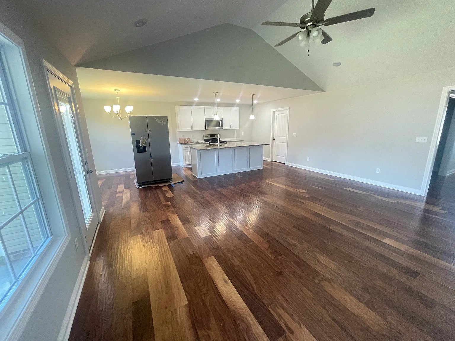 Building Photo - 2027 Spring Lakes Cir
