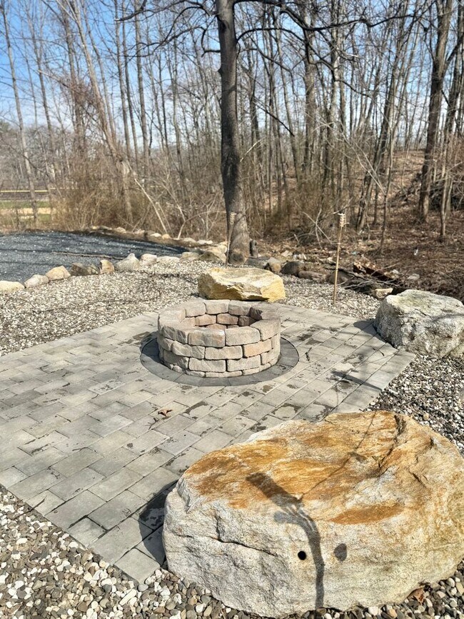 Building Photo - For Rent –Beautiful Home Minutes from West Point and Roe Park