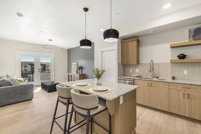 Building Photo - Lincoln Crossing Apartments Unit 1305