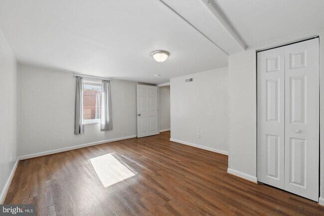 Building Photo - 3993 Orange St