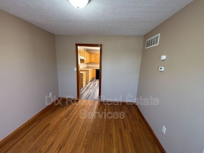 Building Photo - 6729 Fayetta Dr