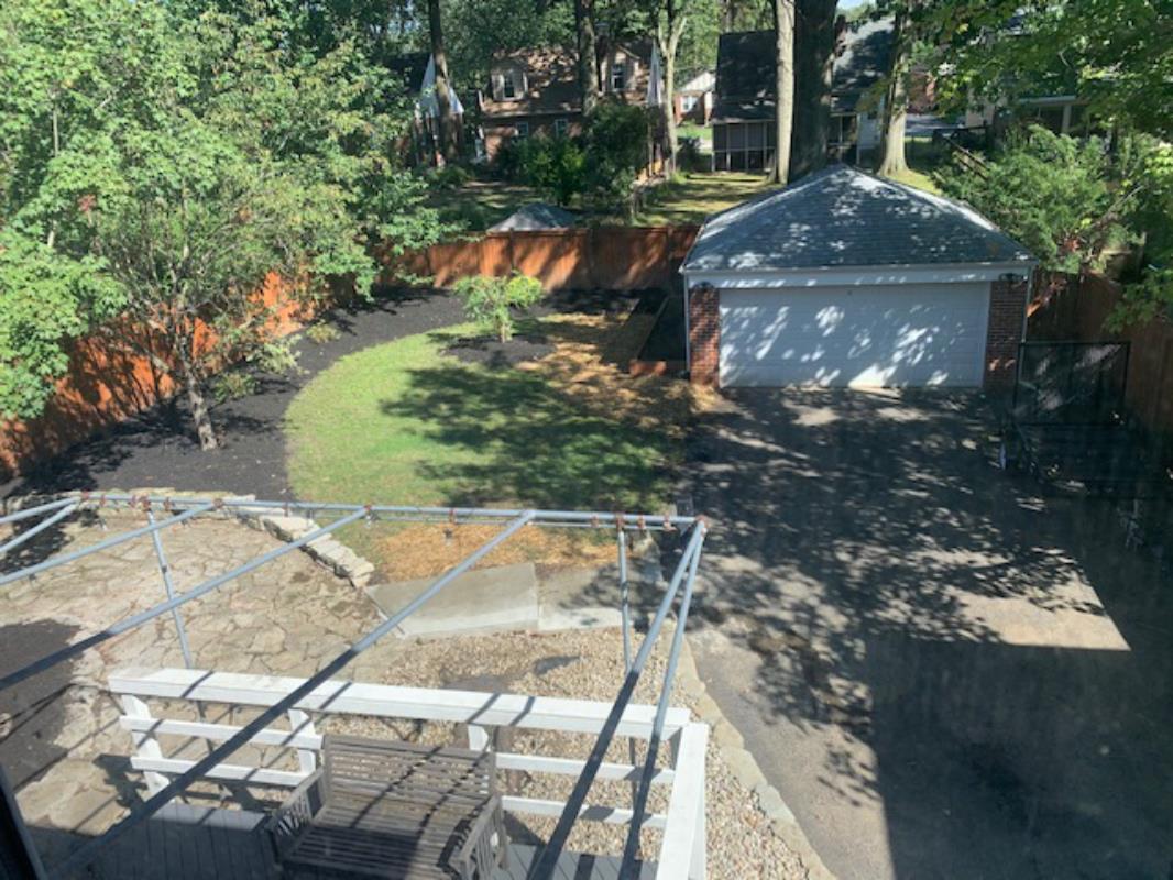 Backyard - 6422 Fairhurst Ave