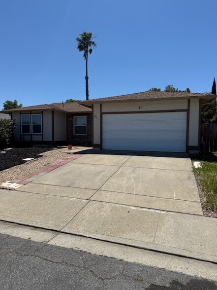 Building Photo - 2171 El Seco Way
