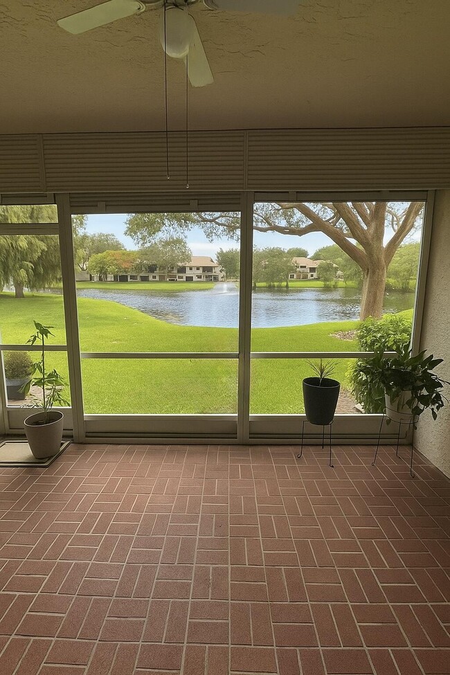 Building Photo - 2636 Mango Creek Ln