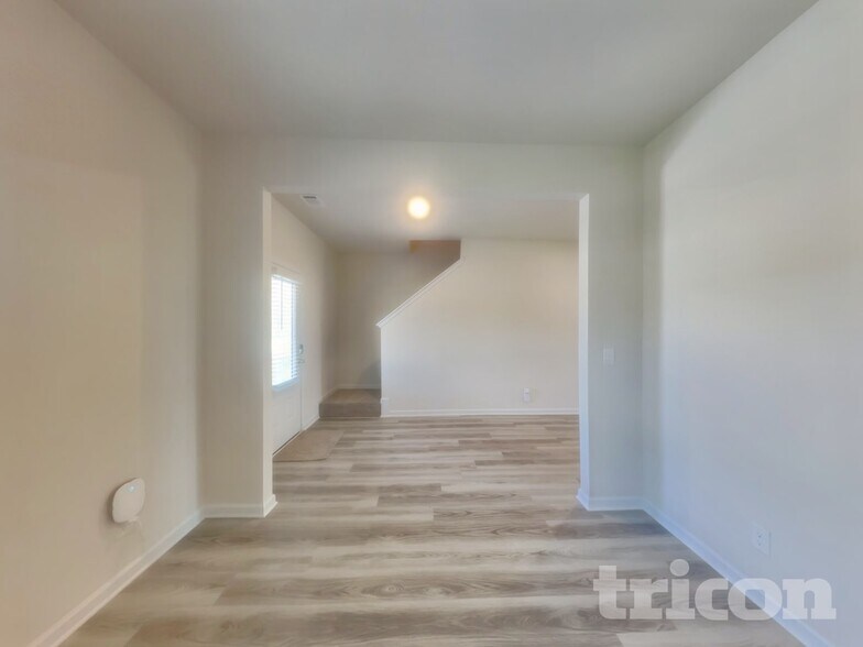 Building Photo - 259 Oliver Dr