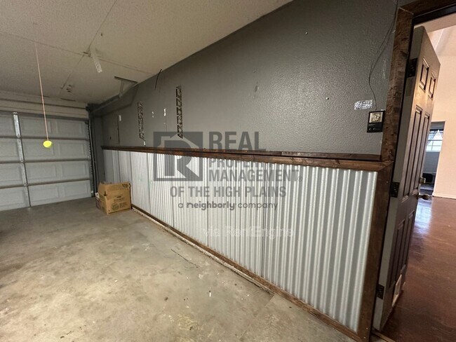 Building Photo - 2513 Stardust Ln