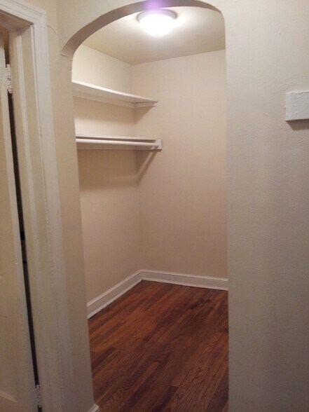 Building Photo - 220 Allison St NW