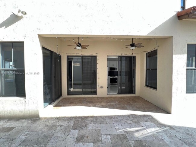 Building Photo - 8342 NW 39th Ct