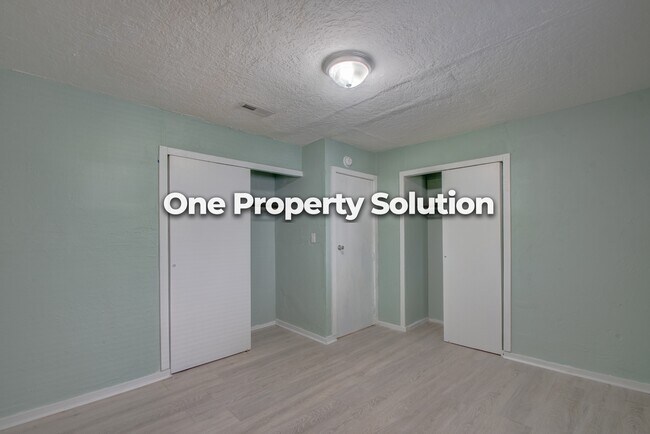 Building Photo - 1050 Durbin St