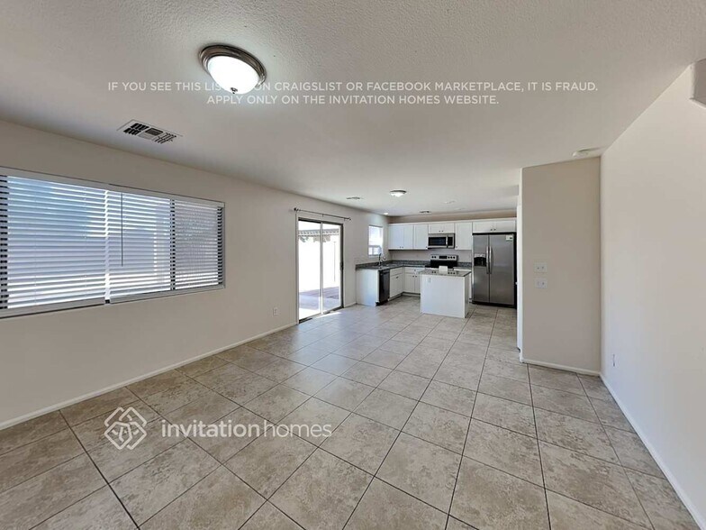 Building Photo - 42575 W Sunland Dr