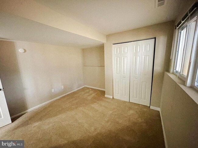 Building Photo - 625 Glynita Cir