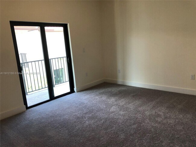 Building Photo - 4757 NW 83rd Pkwy