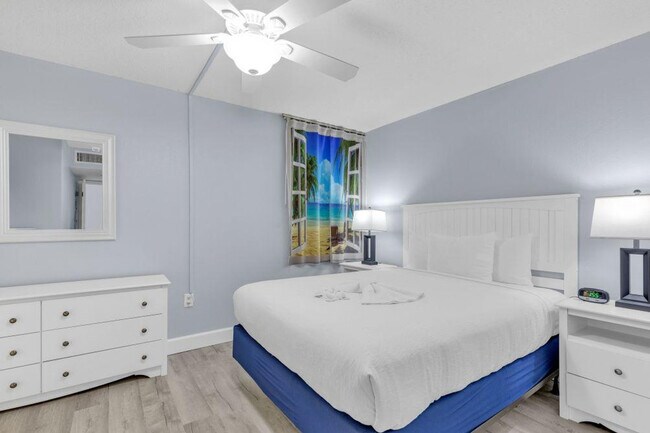 Building Photo - 1700 N Ocean Blvd
