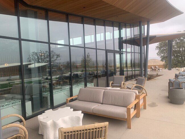 Building Photo - 3-Bedroom Home with Solar Panels & Smart Home Features in Valencia!