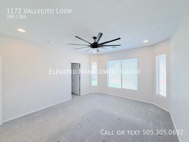 Building Photo - 1172 Vallecito Loop NW