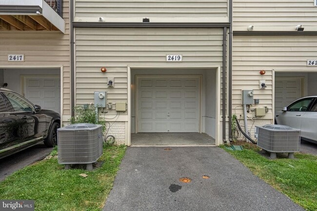Building Photo - 2419 Auden Dr