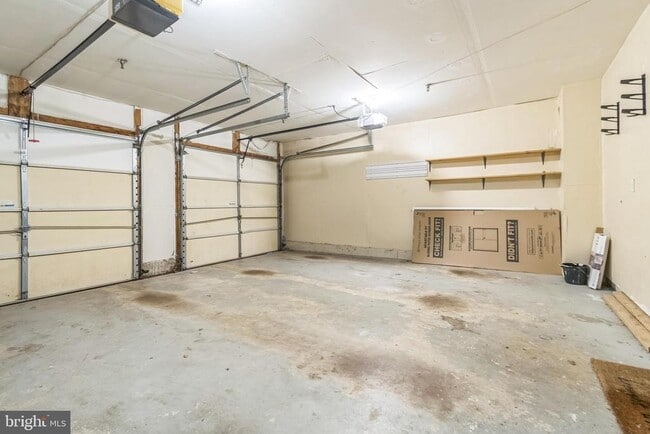 Building Photo - 8159 Skelton Cir