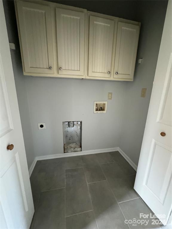 Building Photo - 5304 Starflower Dr