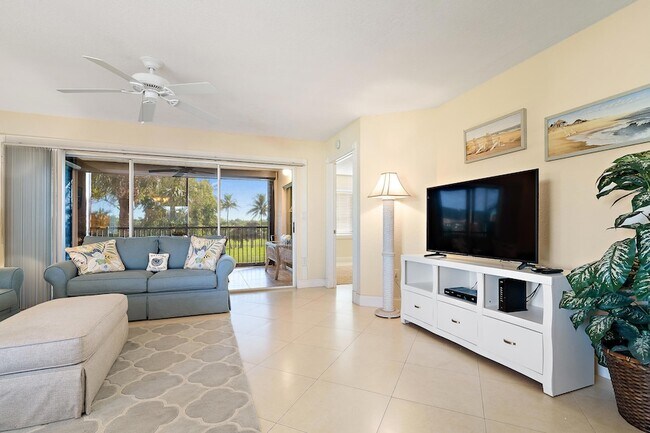 Building Photo - 275 Palm Ave