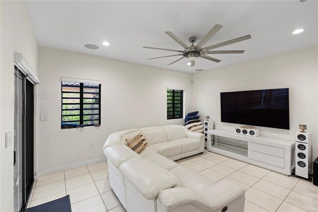 Building Photo - 11730 SW 229th Ln