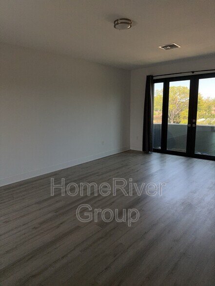 Building Photo - 8707 Palm Ranches Pl