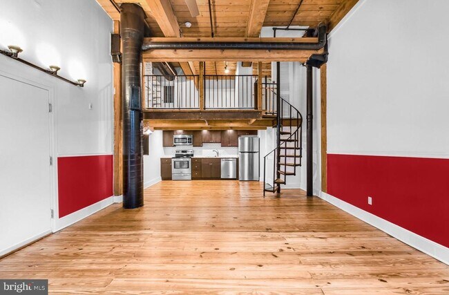 Building Photo - 313 Arch St