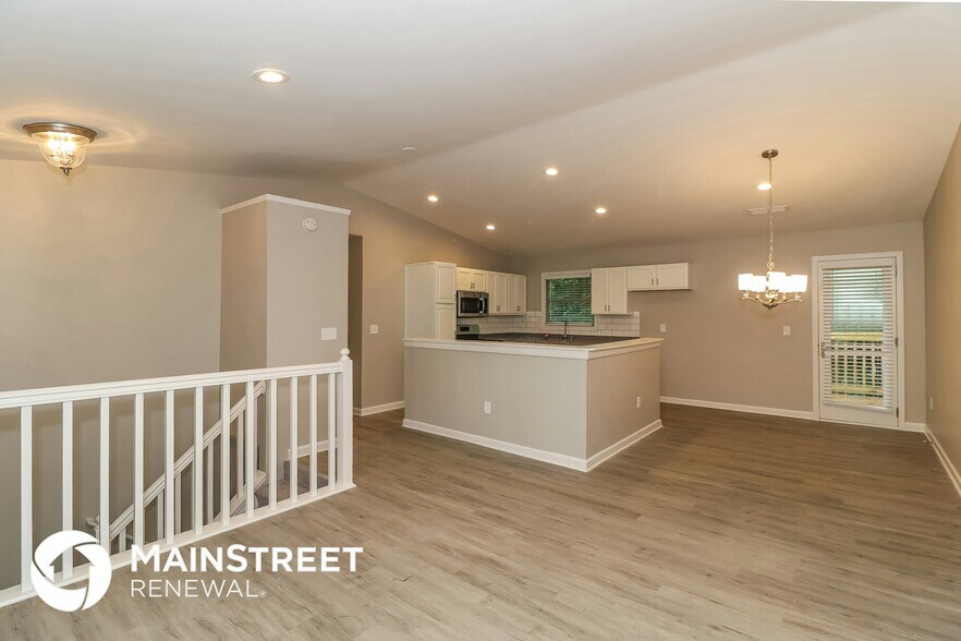 Building Photo - 3020 Orbit Cir