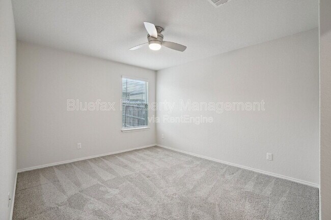 Building Photo - 3322 Stoney Knoll