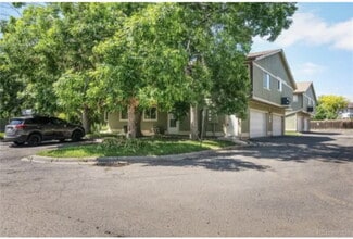 Building Photo - "Spacious 3-Bed, 3-Bath Condo in Aurora's ...