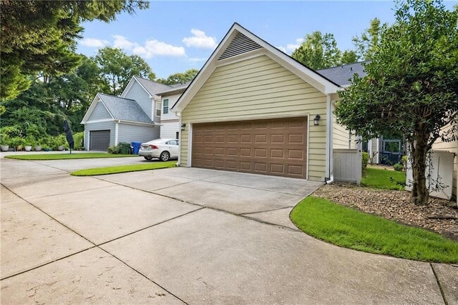 Building Photo - 1668 Habershal Dr NW