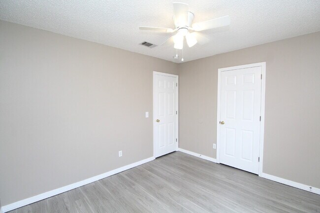 Building Photo - Beautiful Milton Home Near Whiting Field –...