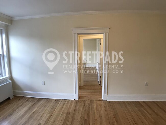 Building Photo - 2 bedroom in Cambridge MA 02387