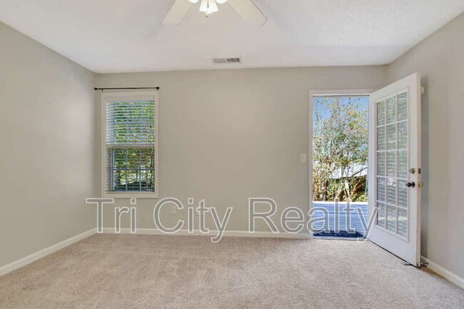 Building Photo - 289 Baldwin Ct