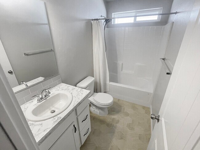 Building Photo - 149 W Wausau St