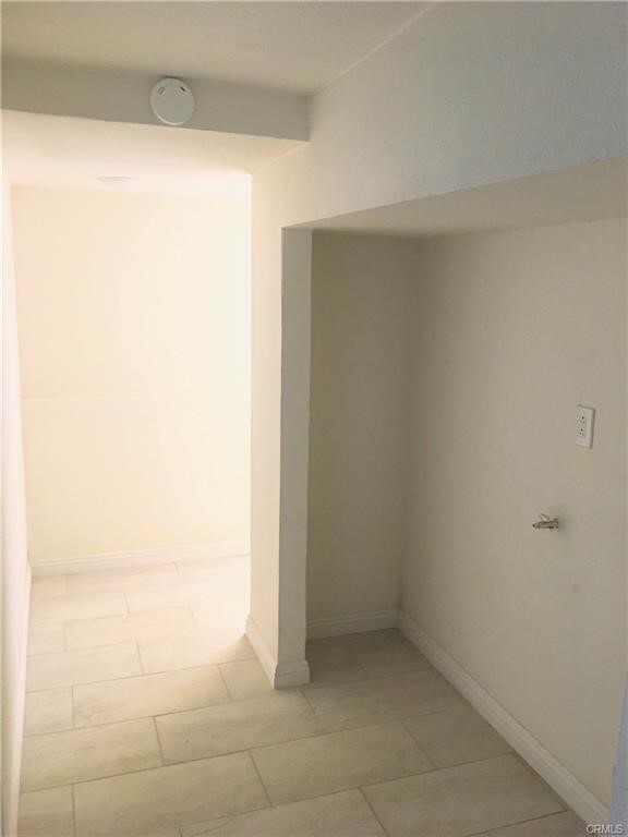 Building Photo - 976 E Edgecomb St