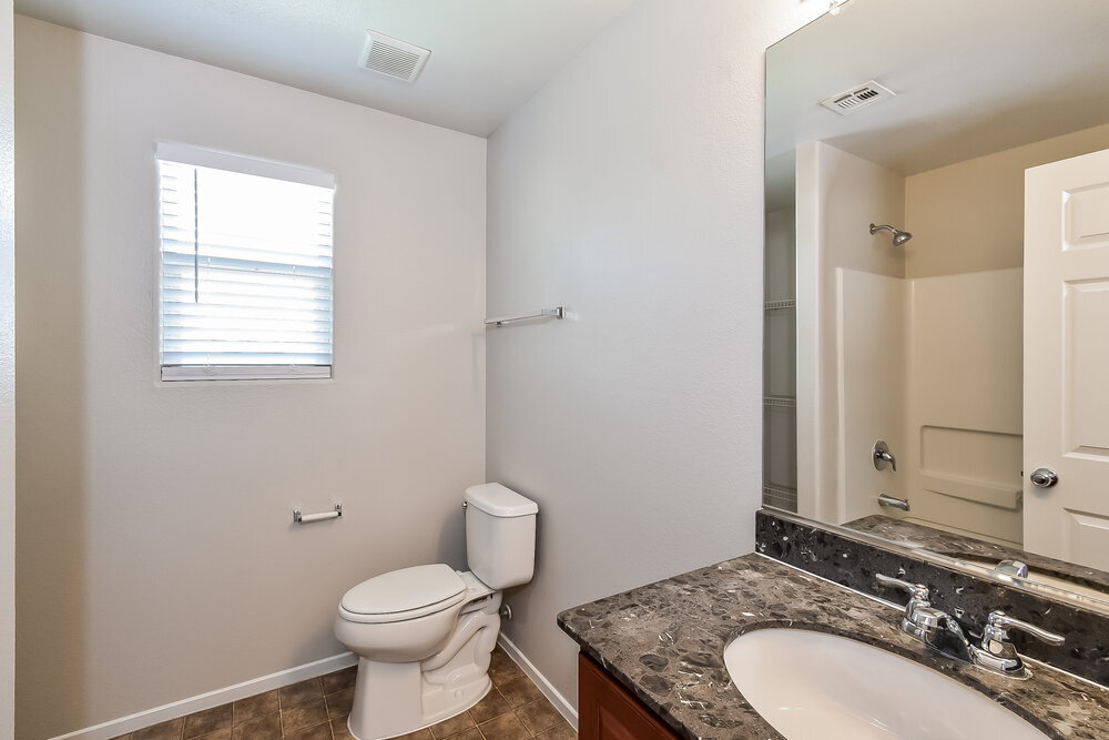 Building Photo - 7921 Point Oaks Ct