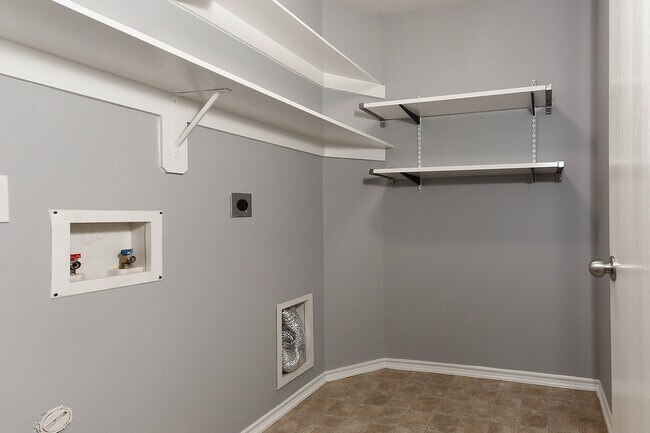 Building Photo - 139 S Vesper Bend Cir