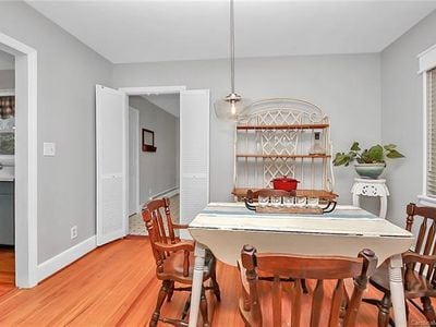 Building Photo - 3419 Country Club Dr